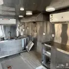 فود ترك للايجار