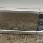 مايكرويف وخبازه كهربائيه