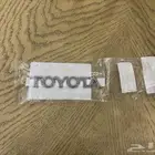 علامة كامري 2001