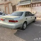 كامري 2001