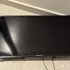 شاشة تلفزيون 32 بوصة وكاميرات مراقبة مستعمل