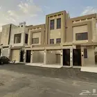 للبيع ارواف ارضيه وعلويه تشطيب vip ابها المحاله