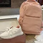 شنطه وجزمه للمدرسه