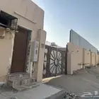 للبيع استراحه بحوش كبير بالحرازات