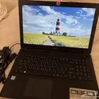 لابتوب مستخدم مع شاحن للبيع