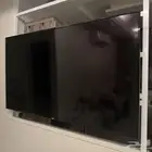 شاشة تلفزيون 85 بوصه