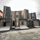 للبيع دور ارضى بحوش وسيع تشطيب ممتاز شمال الخميس