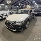 لكزس ES-250 بنزين 2025 سعودي 184000