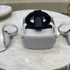 Vr meta quest 2 للبيع نظيفه