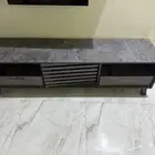 طاولة تلفزيون