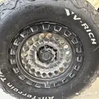 جنوط بلاك راينو مع كفرات نص حجرية   6 مسامير