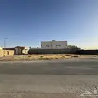 للبيع أرض زاوية في حي الحائر بالرياض