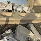 مغاسل مع مرايتها مع باقي لوازمها