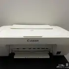طابعة كانون جيده جد ا ناقصه بس حبر