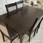 طاوله طعام خمس مقاعد