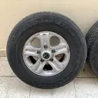 للبيع جنوط وكفرات جكسار مقاس 16