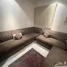 كنب للبيع مستعجل ب 150 لا يجود فيه كسور مع المخدات