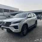 فورتشنر 2023 V6 شبه الاصفار