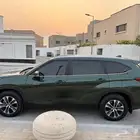 للبيع تويوتا هايلاندر اخو الجديد وكاله وممشى قليل موديل2023