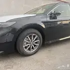 للبيع كامري 2025 أسود ستاندر E ( أصفار صادر لوحة )