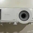 بروجيكتر من بين كيو مع حامل سقف مع شاشه بروجيكتر كهربائية