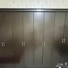 دولاب للبيع مع التسريحه نظيف جدا جدا