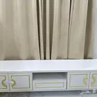طاولة تلفزيون