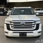 تويوتا لاندكروزر VX 2022 ديزل - اعلى فئه - بحالة الجديد