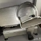 قطاعة اجبان ولحوم مرتديلا