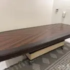 طاولة طعام 10 كراسي نظيفه مع دولاب وطاولة بوفيه