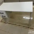 طاولة مكتبية