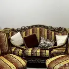 7 كراسي للبيع و 4 كنبات