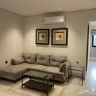 شقة مؤثثة فاخره للايجار