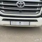 قاعدة لوحة امامية لاندكروزر 2022 و 2023 و 2024 و 2025