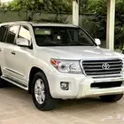 لاندكروزر GXR V8 2014