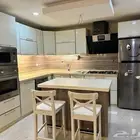 دولاب مطبخ مع جزيرة