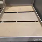 سرير خشب للبيع