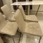طاولة طعام
