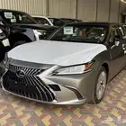 لكزس ES 350. بريمي 2025. CC بالكاش وألاقصاد