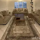 كنب وطاولات للبيع