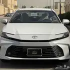 تويوتا- كامري-2025- استاندر-E- اصفار- بنزين-صادر لوحات