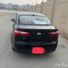 كيا ريو موديل 2013 اسود