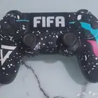 يد سوني 4 مستعمل مع القراب حقها