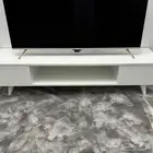 طاولة تلفزيون 160 cm نظيف اللون ابيض