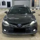 للبيع كامري 2018 فل كامل هايبرد .