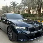 BMW520i Mkit (فل بدي وكاله ممشى قليل)