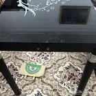 ميكرويف مع طاولة طعام ودولاب للبيع العاجل