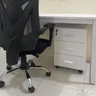 مكتب و كرسي مكتبي