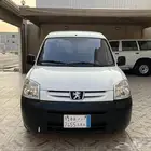 فان بيجو 2009 شبه اصفار