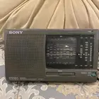 راديو سوني قديم صناعته ياباني حالته نظيف وشغال